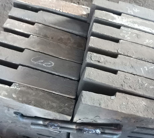 ���i��r��